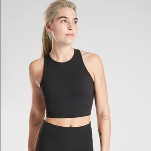 Athleta Conscious Twist Crop in Powervita A-C